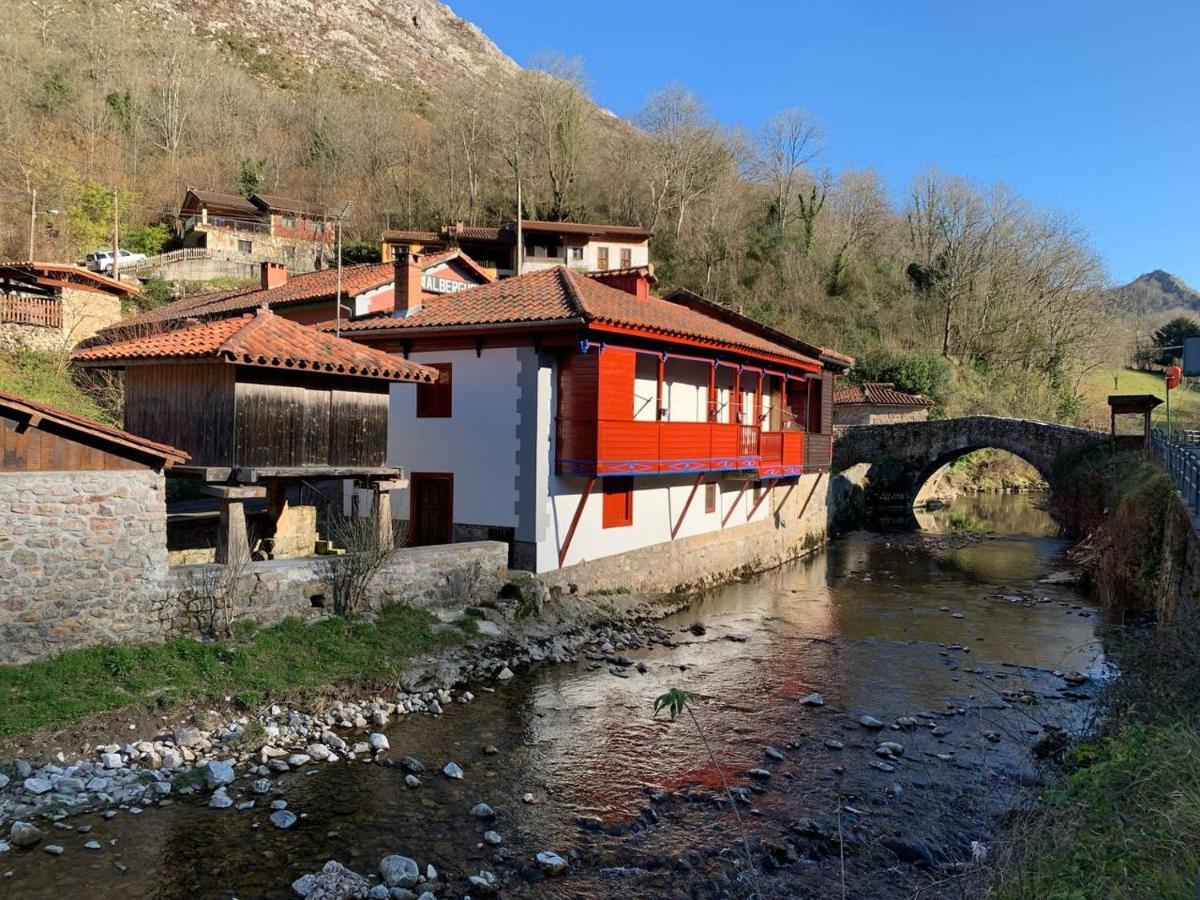 Apartamento Apartamento Rural Lago Ercina Onís Exterior foto